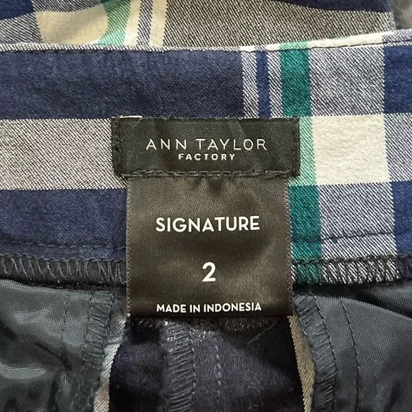 Ann Taylor Women’s Navy Blue Checkered Plaid Straight Leg Pants Slacks Size 2 - Picture 6 of 6